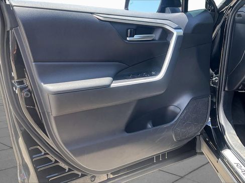 Used 2025 Toyota RAV4 XLE Premium FWD image 21