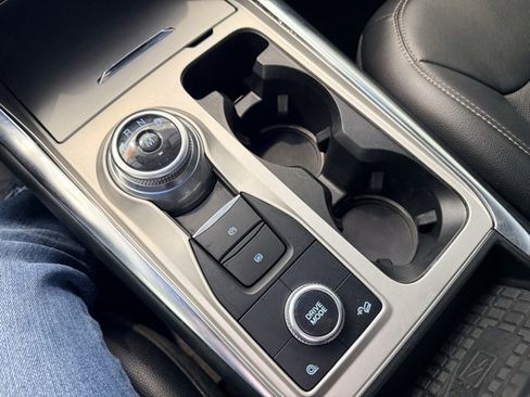 Used 2021 Ford Explorer Limited w/ Hybrid Equipment Group 310A image 36