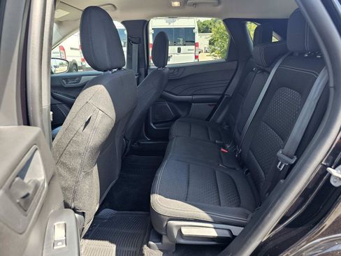 Used 2025 Ford Escape Active AWD/4WD image 32