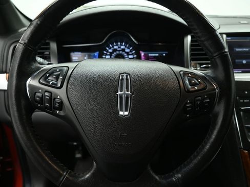 Used 2013 Lincoln MKS AWD image 12