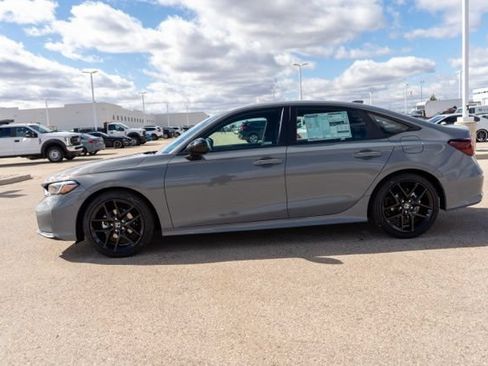 Used 2025 Honda Civic Sport image 4