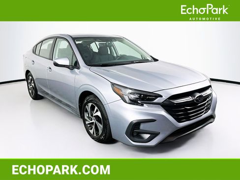 Used 2025 Subaru Legacy Premium image 1