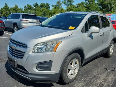 Used 2016 Chevrolet Trax LT w/ LT Convenience Package FWD image 6