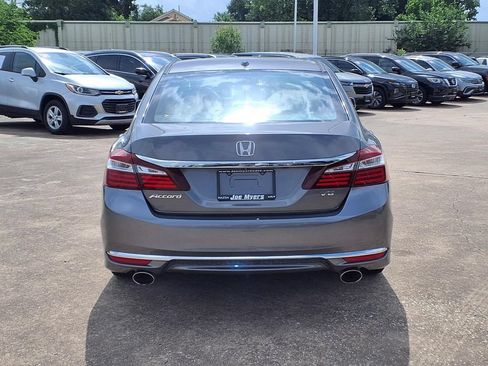 Used 2016 Honda Accord EX-L image 8