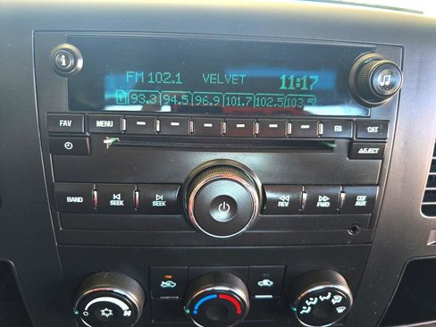 Used 2010 Chevrolet Silverado 1500 W/T w/ LS Package image 14