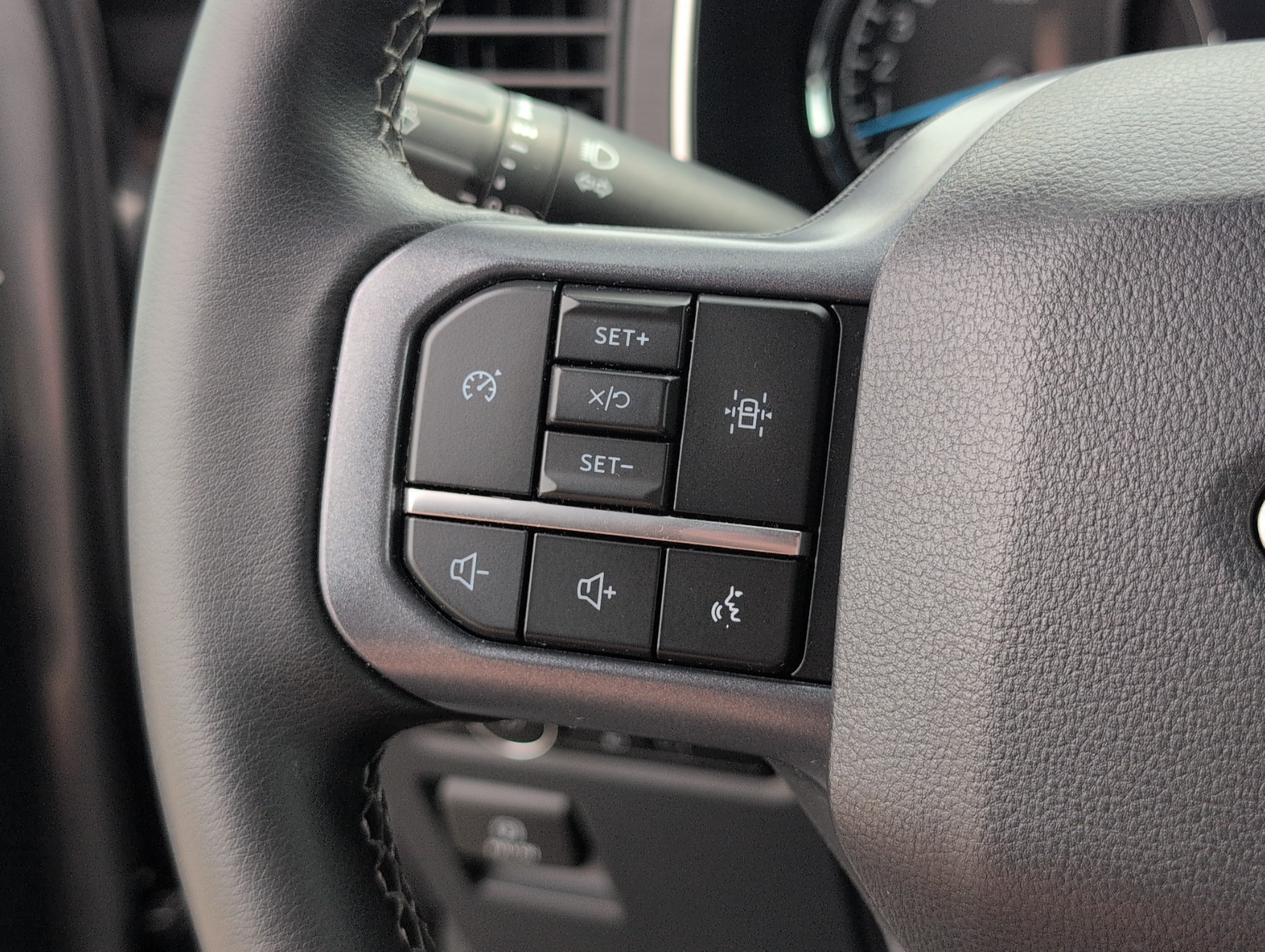 Used 2023 Ford F150 XLT w/ Equipment Group 302A High AWD/4WD image 28