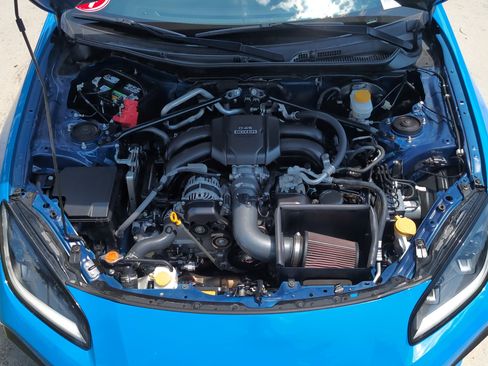 Used 2024 Toyota GR86 Premium RWD image 32