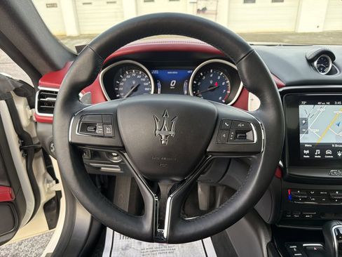 Used 2018 Maserati Ghibli S Q4 image 21