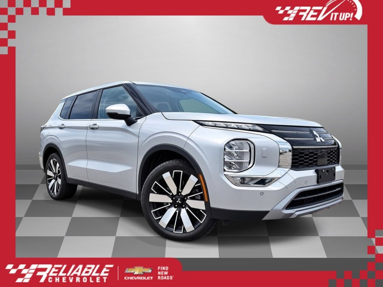 Used 2025 Mitsubishi Outlander SE AWD/4WD image 1