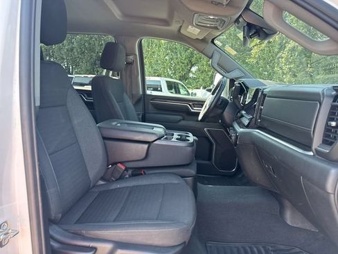 Used 2025 Chevrolet Silverado 2500 LT w/ Safety Package AWD/4WD image 27