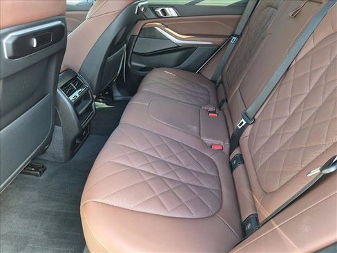 Certified 2024 BMW X5 xDrive40i w/ Premium Package AWD/4WD image 21