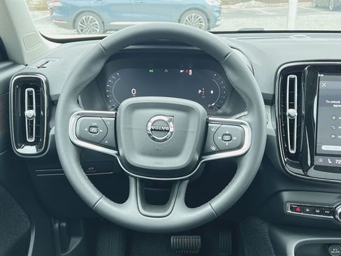 New 2026 Volvo XC40 B5 Core AWD/4WD image 16