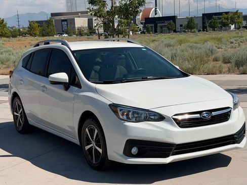 Used 2022 Subaru Impreza 2.0i Premium AWD/4WD image 3