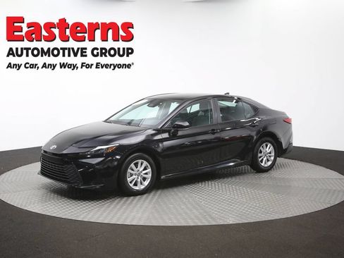Used 2025 Toyota Camry LE FWD image 55