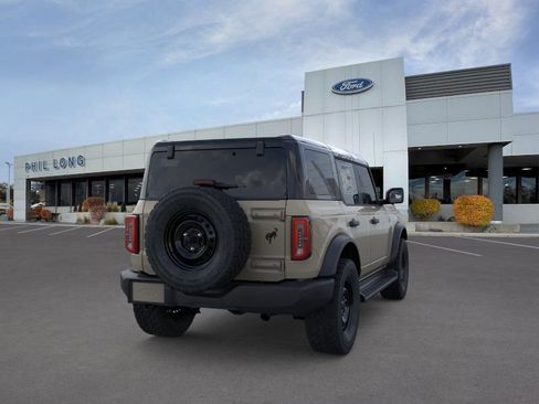 New 2026 Ford Bronco Outer Banks AWD/4WD image 8