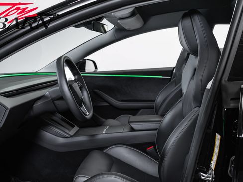 Used 2025 Tesla Model 3 Performance AWD/4WD image 23
