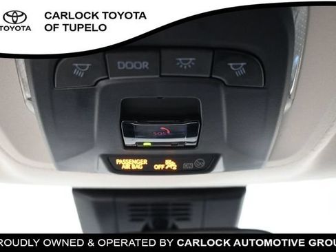 Used 2026 Toyota Corolla LE FWD image 31