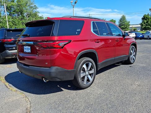 Certified 2023 Chevrolet Traverse LT w/ LT Premium Package AWD/4WD image 6