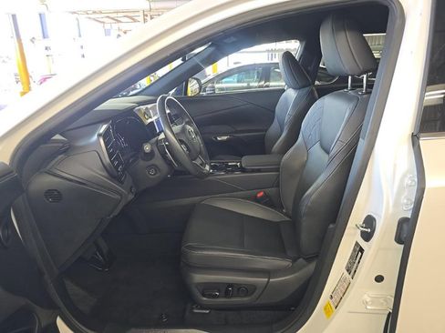 Used 2023 Lexus RX 350 FWD image 4