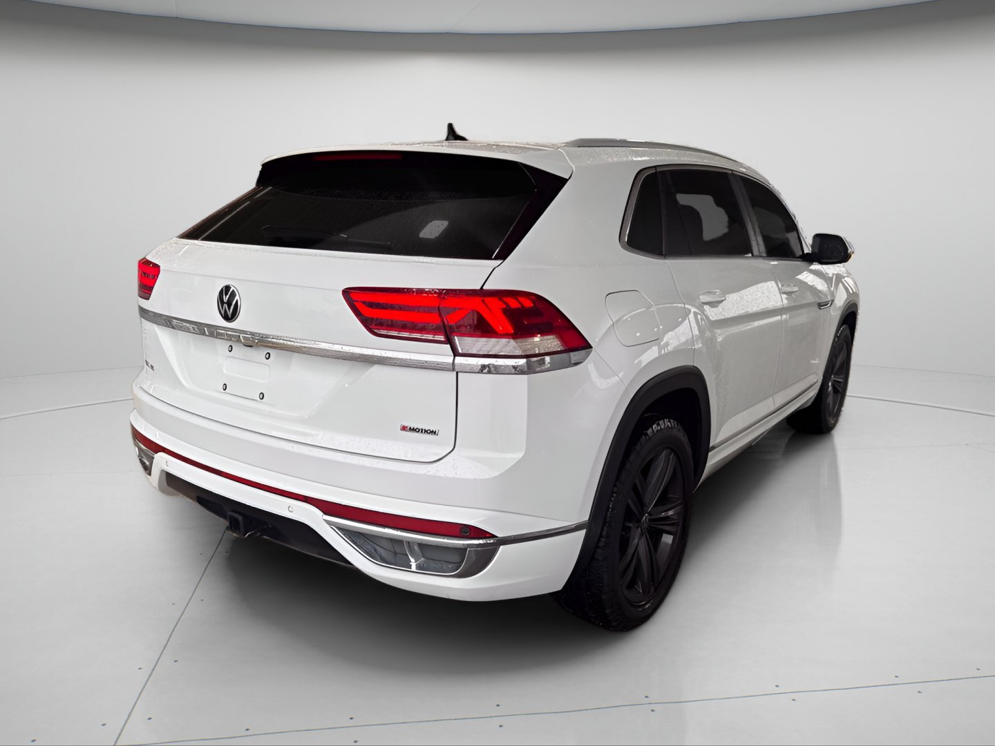 Used 2022 Volkswagen Atlas Cross Sport SEL R-Line w/ Cross Sport MDO Package AWD/4WD image 15
