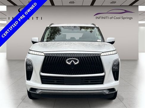 Used 2025 INFINITI QX80 Sensory image 2