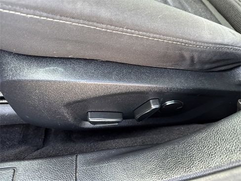 Used 2019 Ford Fusion SE image 17