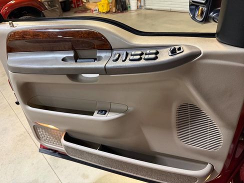 Used 2002 Ford Excursion Limited image 49