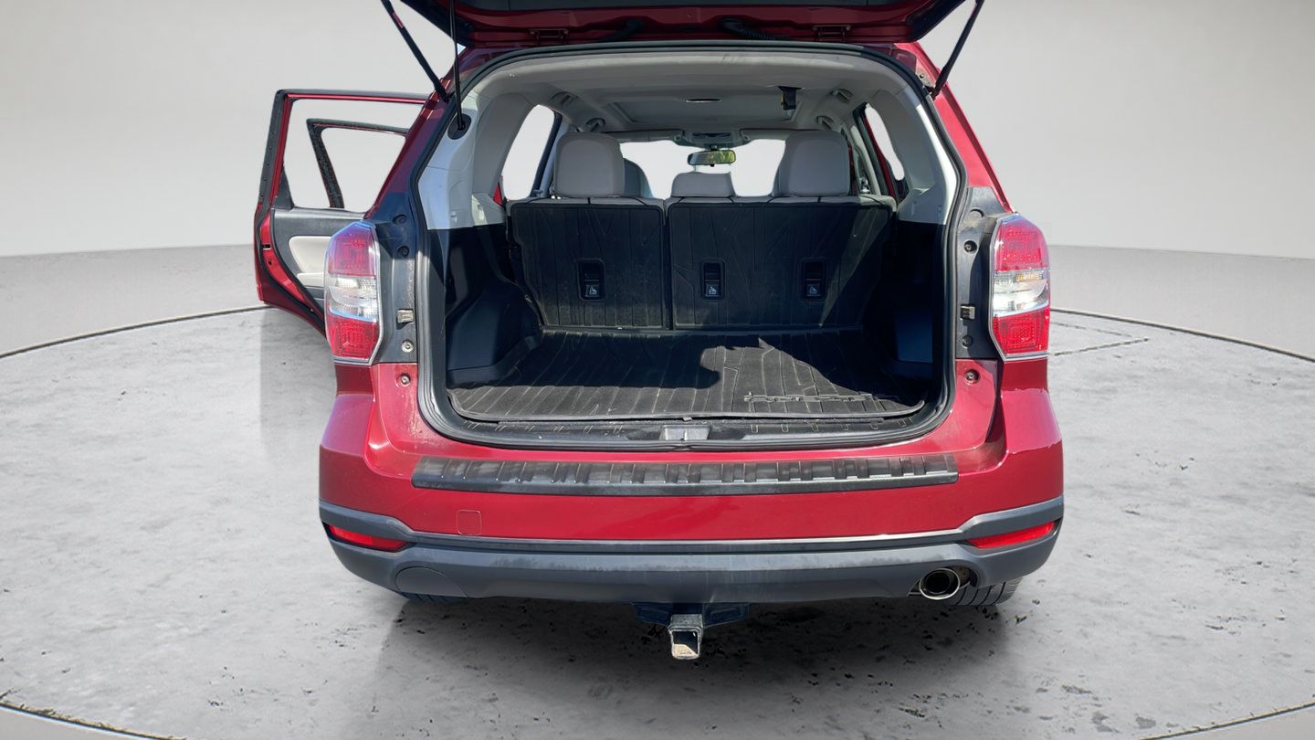 Used 2016 Subaru Forester 2.5i Touring w/ Protection Package #2 AWD/4WD image 10
