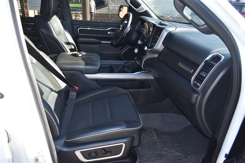 Used 2023 RAM 1500 Laramie AWD/4WD image 30