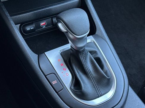 Used 2024 Kia Forte LXS w/ LXS Technology Package FWD image 20
