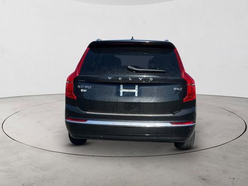 Certified 2024 Volvo XC90 B6 Plus w/ Protection Package Premier AWD/4WD image 4