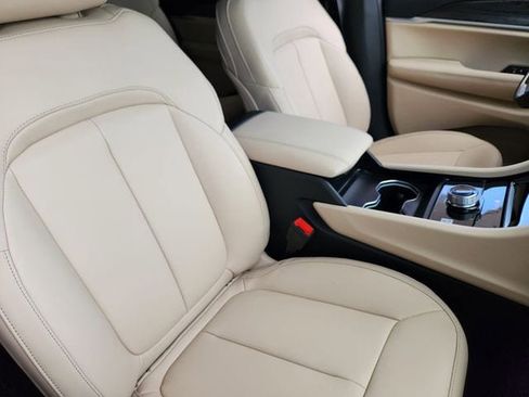 New 2025 Jeep Grand Cherokee L Limited w/ Black Appearance Package image 10