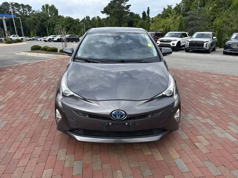 Used 2017 Toyota Prius Four FWD image 25