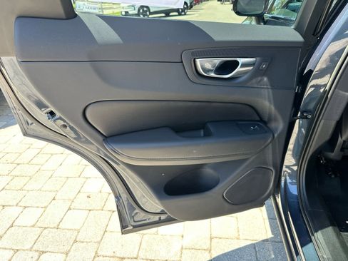 Used 2023 Volvo XC60 T8 Plus w/ Climate Package AWD/4WD image 23