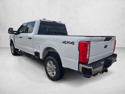 Used 2025 Ford F250 XLT AWD/4WD image 7
