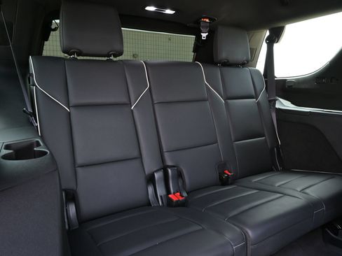 Used 2023 Cadillac Escalade Premium Luxury w/ Performance Package RWD image 24