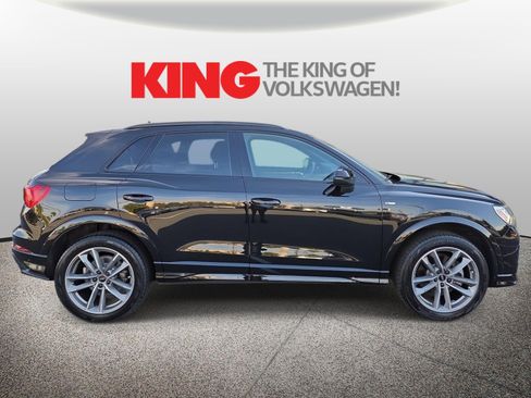Used 2022 Audi Q3 2.0T Premium Plus w/ Premium Plus Package AWD/4WD image 2