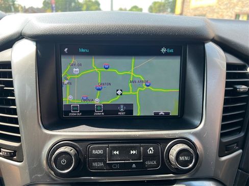 Used 2015 Chevrolet Suburban LTZ AWD/4WD image 38