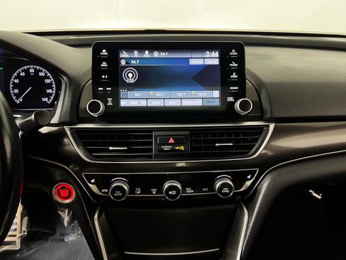 Used 2020 Honda Accord Sport image 18