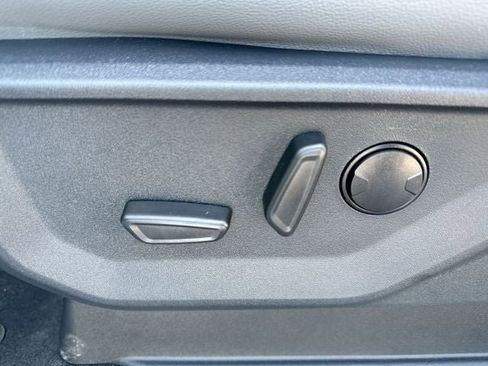 New 2025 Ford F150 Lightning Flash AWD/4WD image 13