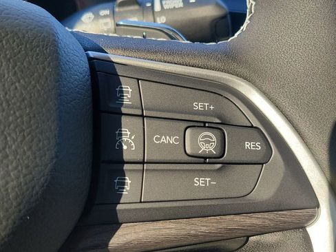 New 2026 Jeep Grand Cherokee Altitude AWD/4WD image 20