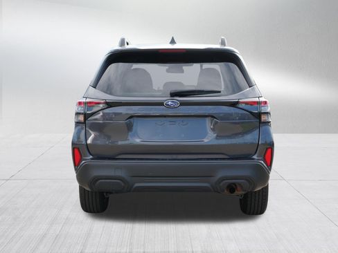 Used 2025 Subaru Forester Premium AWD/4WD image 6