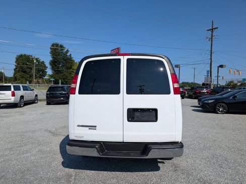 Used 2014 Chevrolet Express 3500 LT w/ LT Preferred Equipment Group RWD image 8