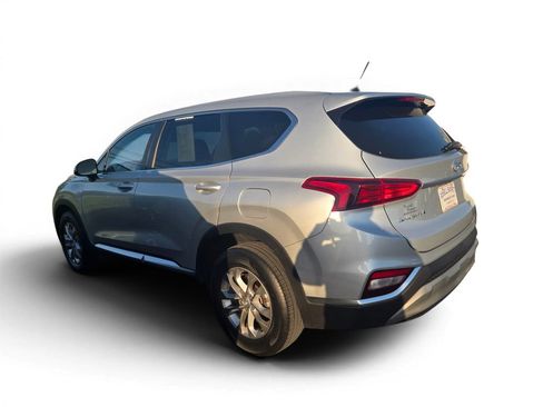 Used 2019 Hyundai Santa Fe SE FWD image 3