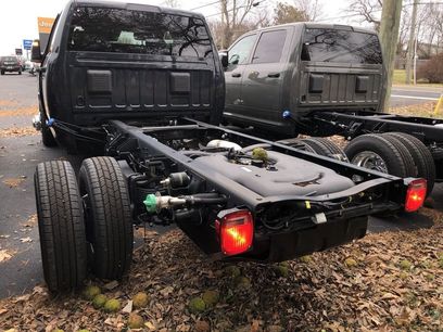 New 2026 RAM 3500 Tradesman w/ Chrome Appearance Group