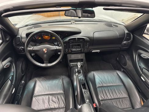 Used 2004 Porsche 911 Cabriolet image 16