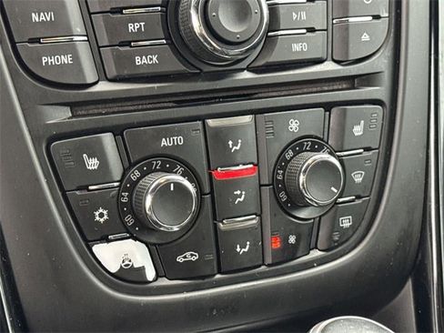 Used 2016 Buick Cascada Premium image 21