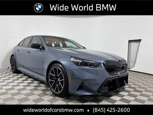 Used 2026 BMW M5 w/ Executive Package AWD/4WD image 1