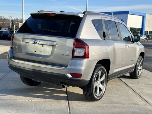 Used 2017 Jeep Compass High Altitude image 7