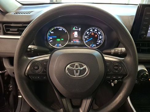 Used 2019 Toyota RAV4 LE w/ Carpet Mat Package AWD/4WD image 19